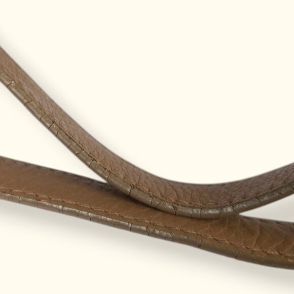 Danier Black Genuine Leather Purse - Picture 7 of 11